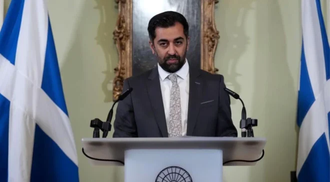İskoçya Özerk Yönetimi Başbakanı Hamza Yusuf istifa etti